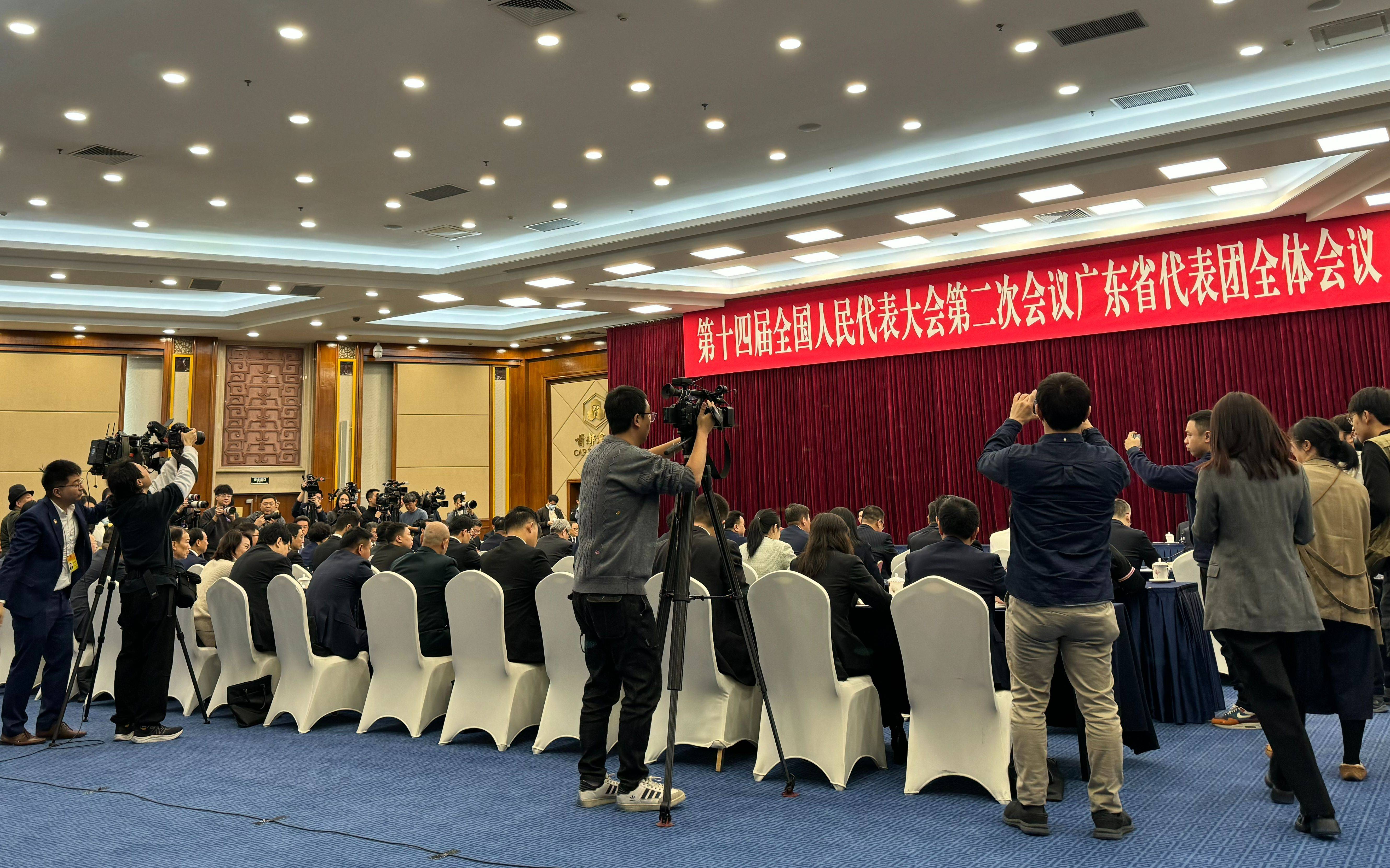 广东省委书记黄坤明广东美食美景多邀请大家到广东走一走