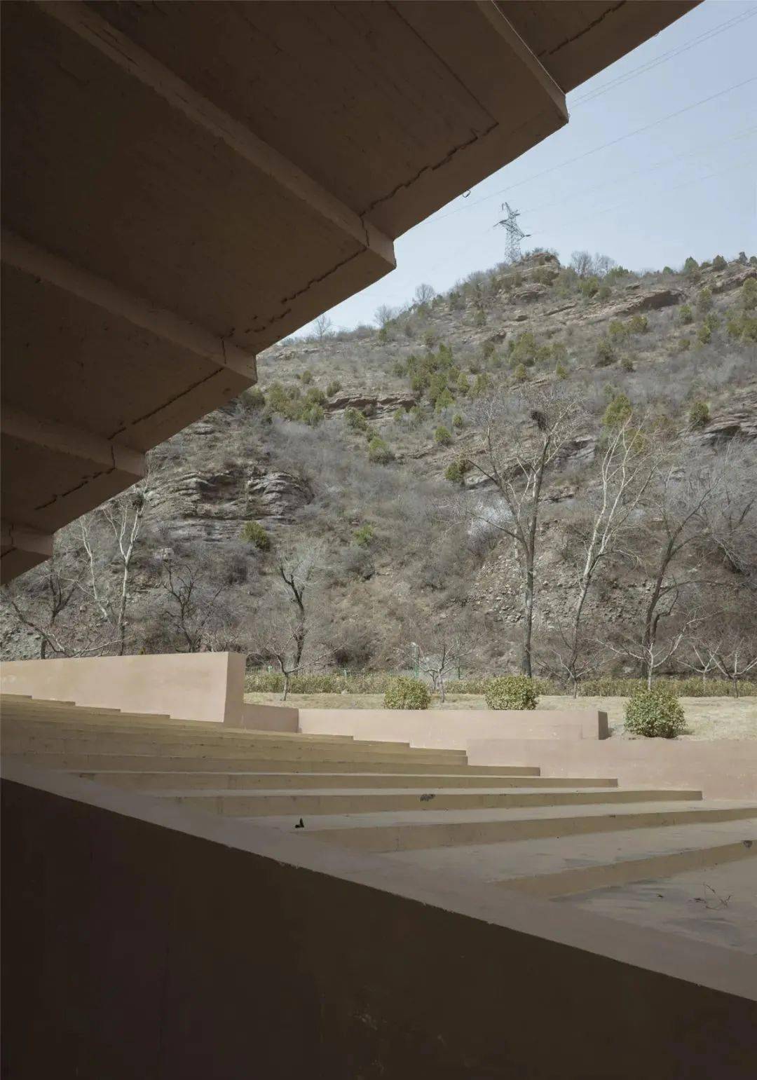 0位于广东省佛山北滘镇黄龙古村.