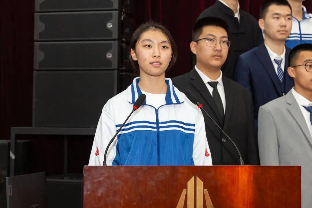 文化高中61团建担当先生向北筑梦敢为长春市十一高中学生发展标准