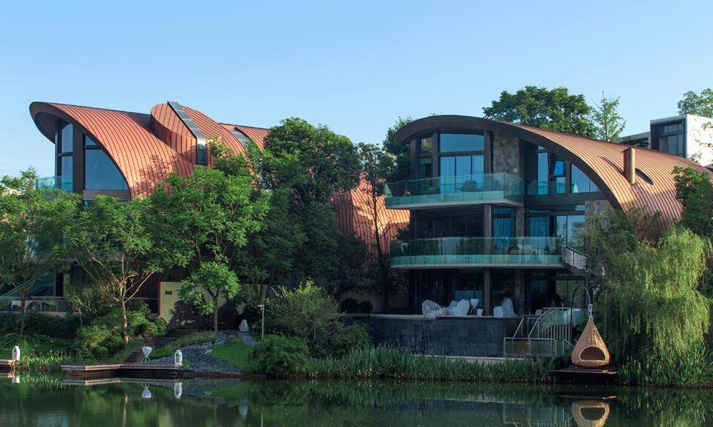 成都麓湖黑蝶贝别墅01