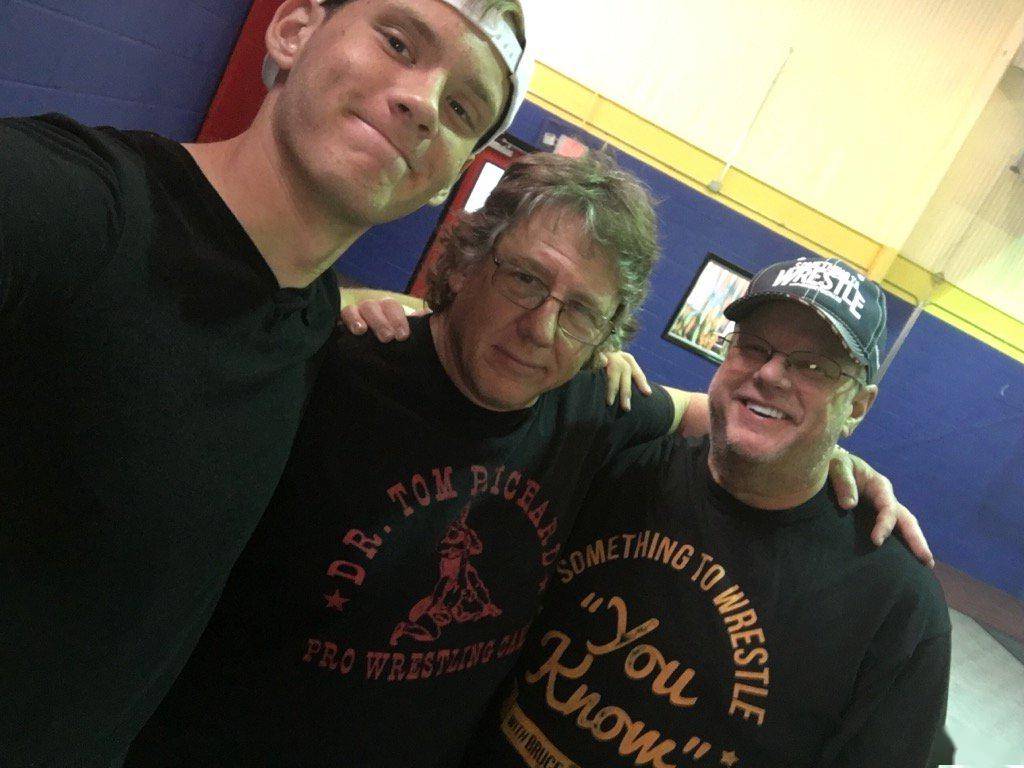 wwe再度公布名人堂入选名单传奇写手爆猛料怀亚特有望入选