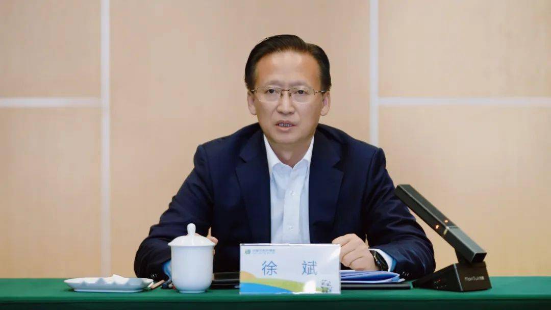 省卫生健康委党组书记主任徐斌在成都市眉山市和乐山市实地调研