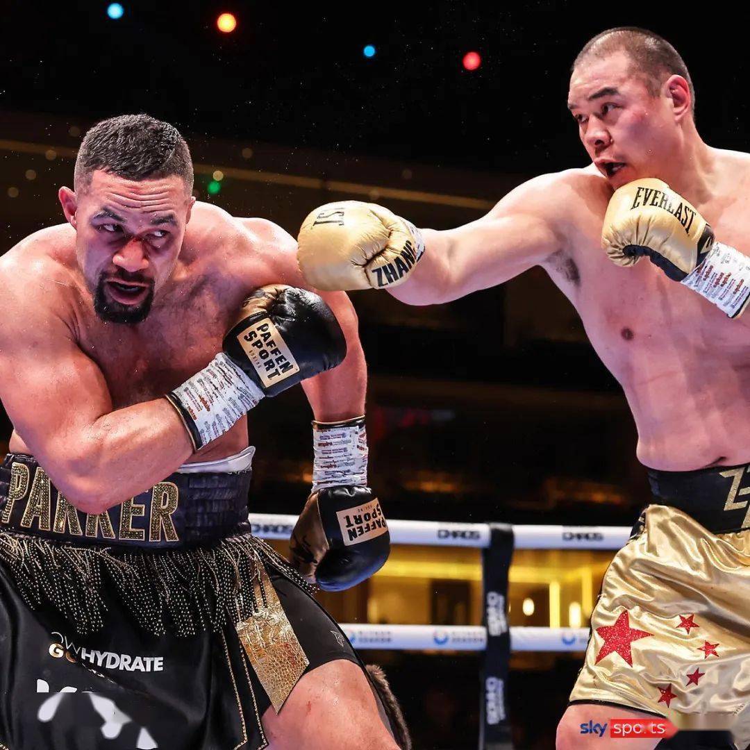 nick ball)两次击倒雷伊·巴尔加斯(rey vargas)但双方还是以平局首场