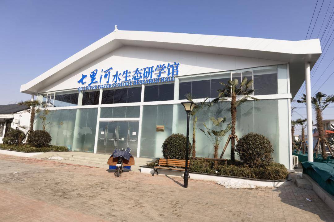 紧邻国花大道,240国道,包括前杨庄,后杨庄,付庄3个自然村