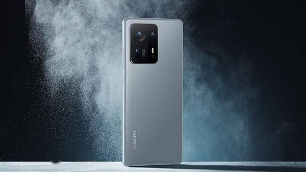 小米新旗舰探索版手机配置曝光顶级屏幕搭配隐藏摄像头设计绝了