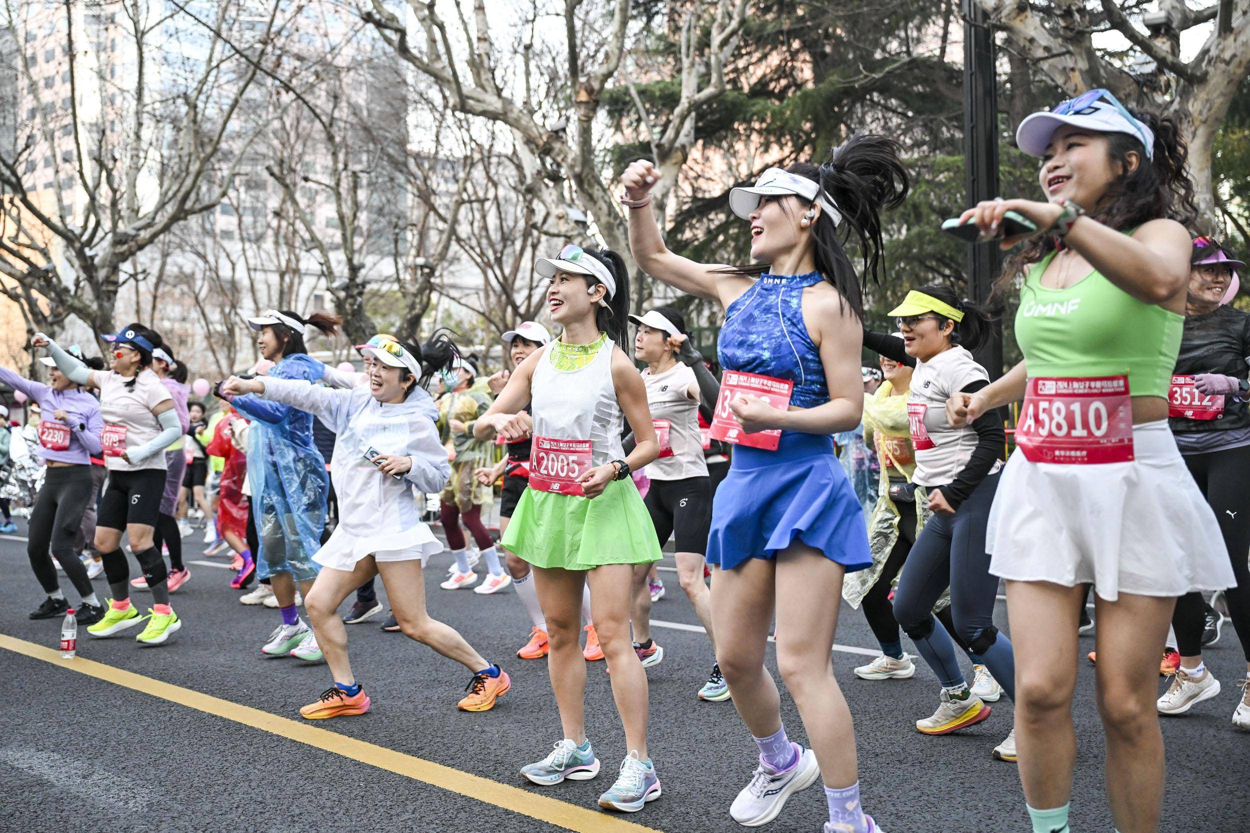 图集|感受她力量,上海女子半马开跑_长宁区_女性_参赛