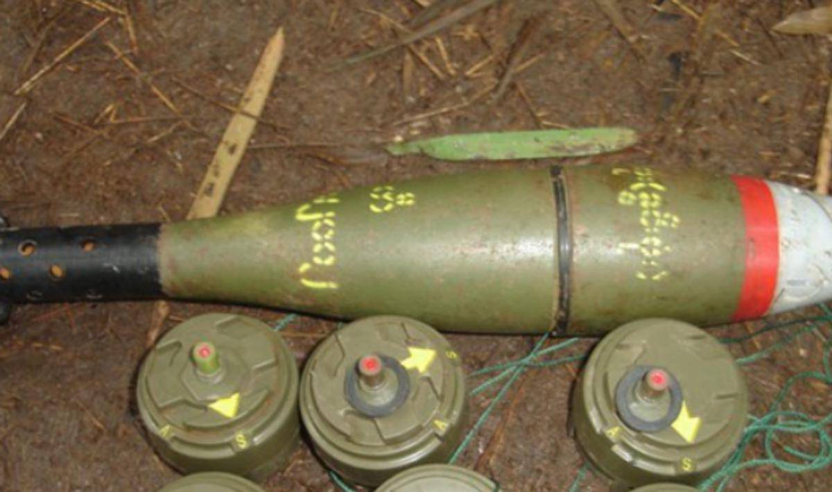 1982年1枚地雷炸翻40名敌军连直升机都被炸了下来