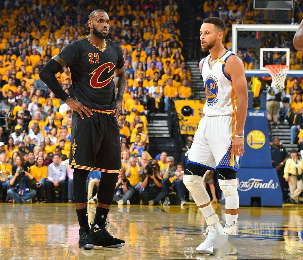 讨论|本赛季的mvp竞争已经结束了 目前联盟没人能防住约基奇_球员