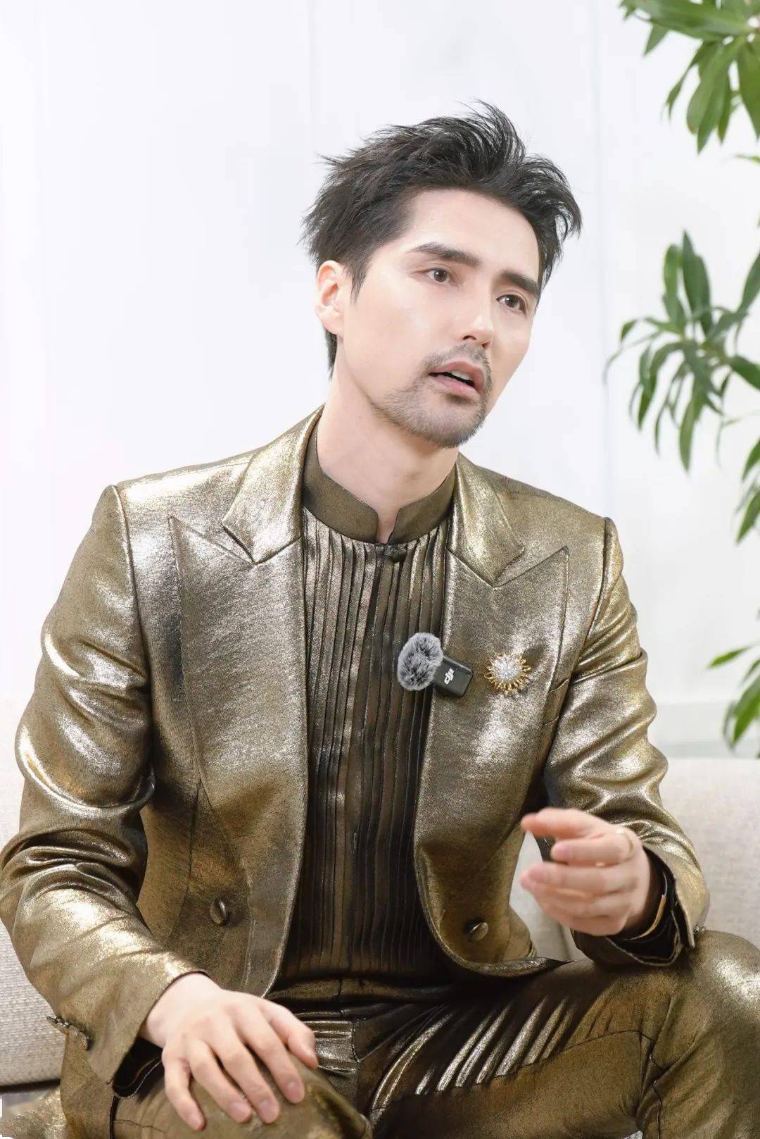 专访阿云嘎丨做音乐剧就像是在白色拼图上创作