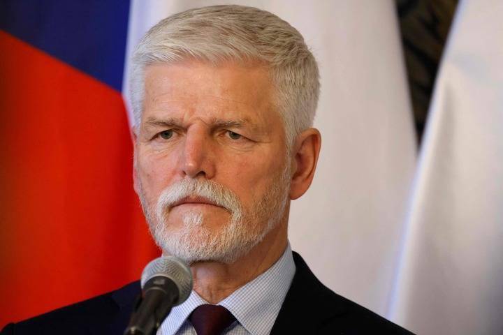 捷克总统北约军队去乌克兰不违法