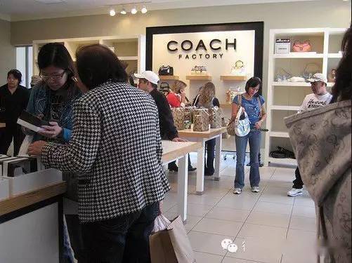 上海coach奥特莱斯店图片