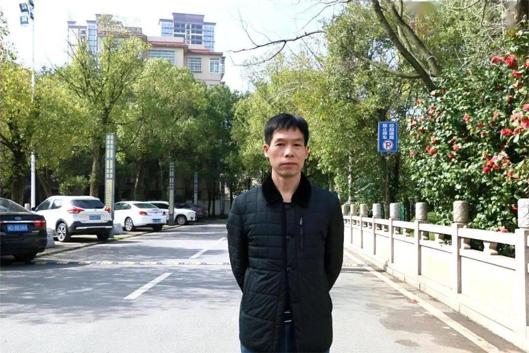 匠心耕耘硕果累累丨耒阳一中13位教师喜获市级学科带头人称号