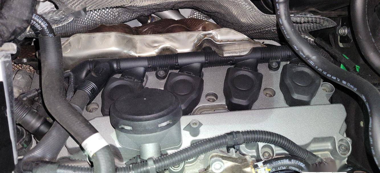 其实超跑都爱用双离合,也不知道这个双离合和大众奥迪普通车型的双