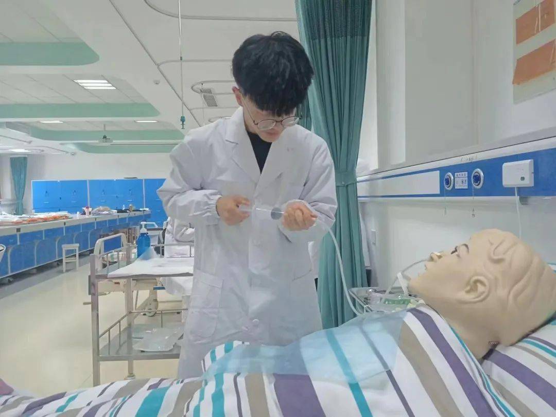 z4336上他出手了