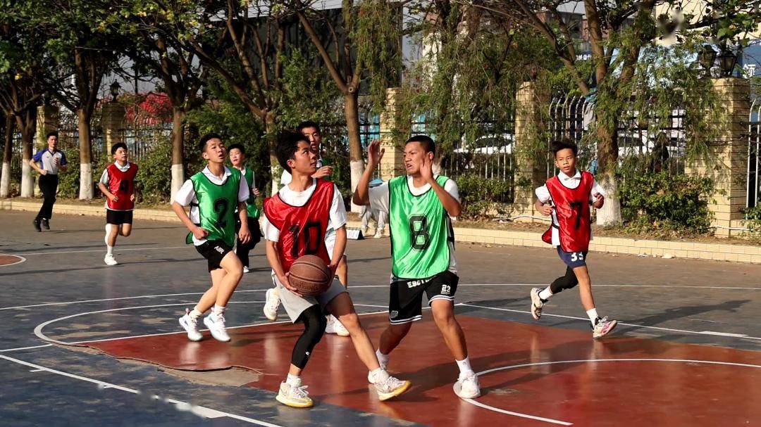 篮球传统学校官网(篮球体育传统特色学校)
