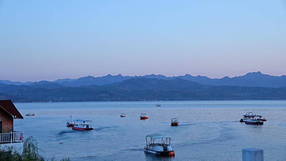 春色正好到陆浑湖来场满是春意的citywalk