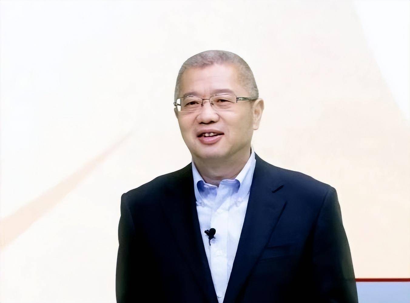 同日，两位省部级领导履新_简勤_金良_银行