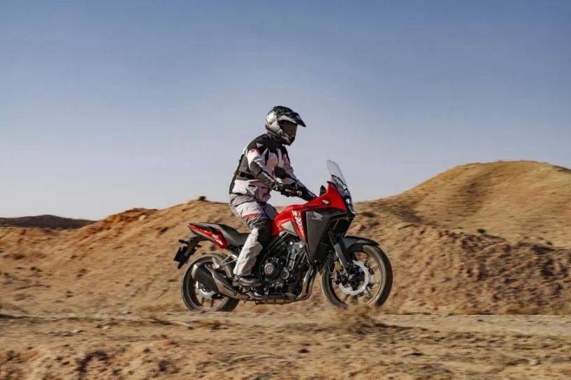 honda发布新款nx400,cb400f及cbr400r,nx400售价公布_搜狐汽车_搜狐网