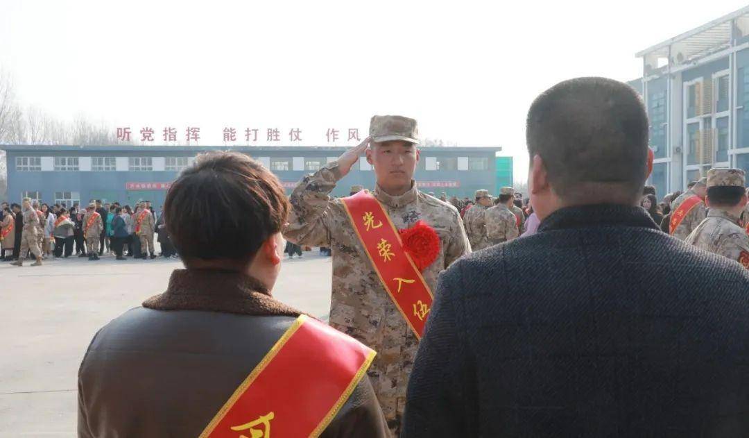 武清77名好男儿奔赴军营