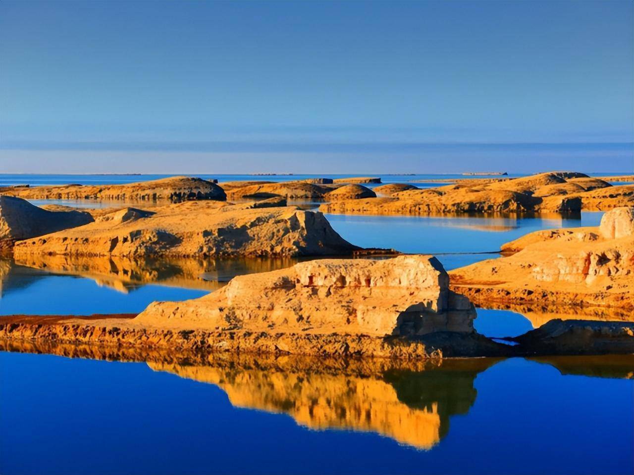 摊牌了,为这张图我去了大西北_敦煌_青海_沙漠