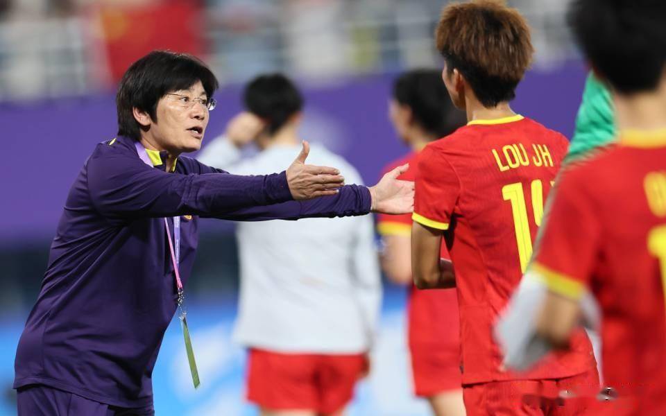 足协公开选聘女足主帅年龄不超60周岁国籍不限帅位空缺4个月