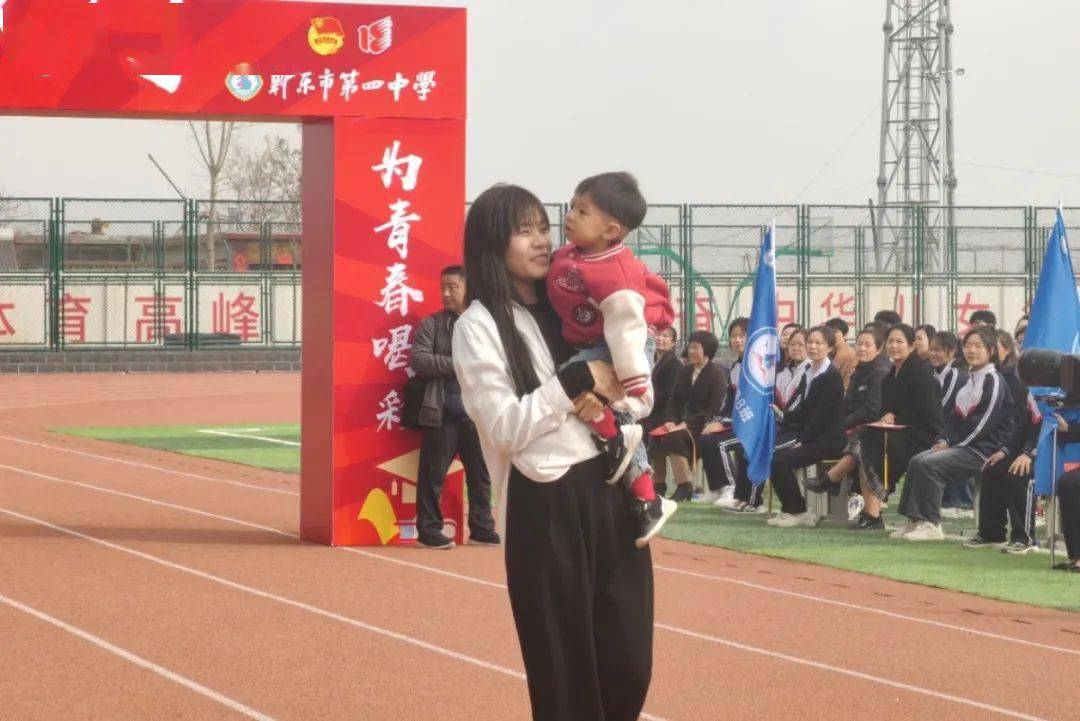 十八而志逐梦青春新乐这场成人礼仪式感满满