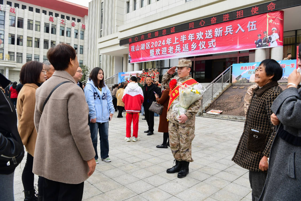 罗昌的儿子图片