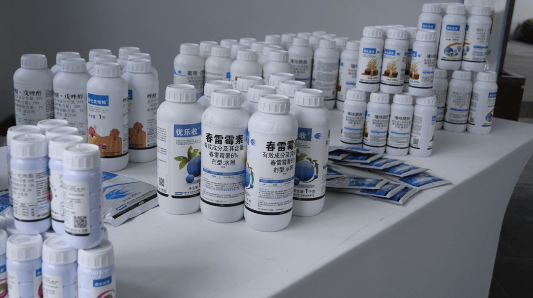 针对水稻纹枯病,推荐使用"燕化满多"240克/升噻呋酰胺悬浮剂,"燕化优