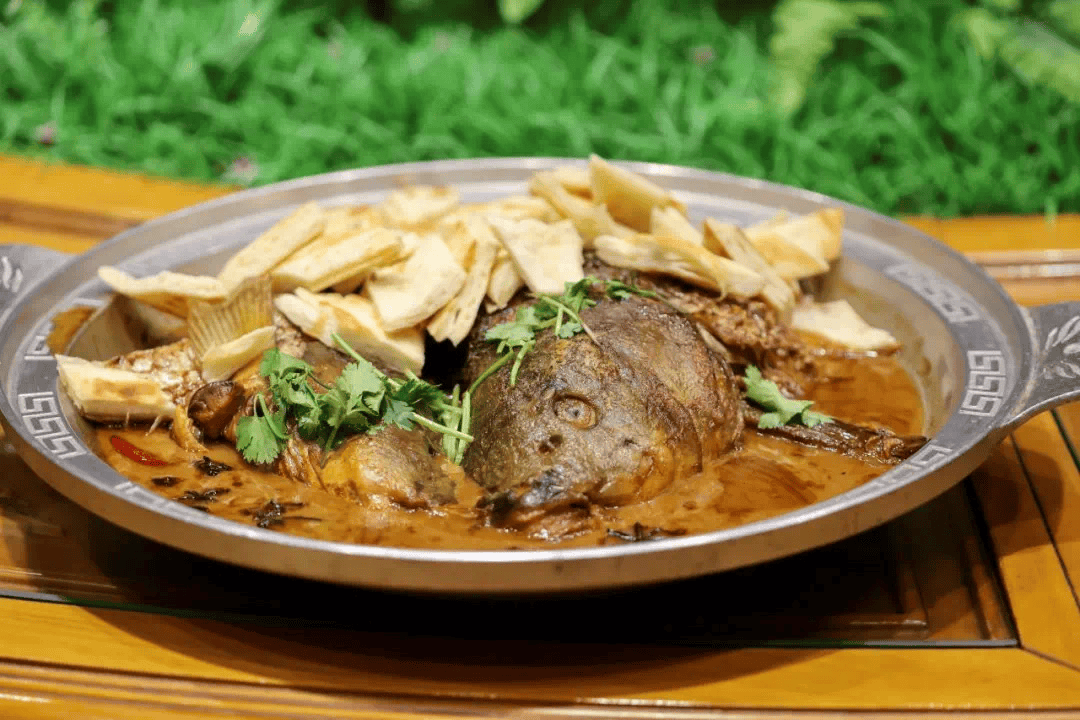 不是天水这里是衡水网红麻辣烫引来市民排长队