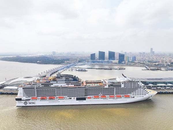 "亚洲旗舰"msc荣耀号邮轮正式开启上海母港首航_山海关_旅客_宝山
