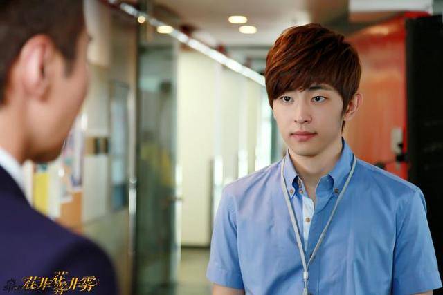 邓伦巅峰之后的坠落从当红小生到偷税漏税的风波