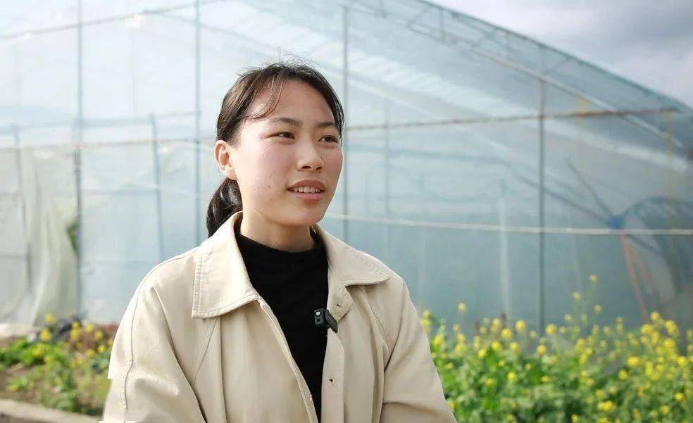 67实字为本打基础干字当头勇争先周田镇日光温室好春光水果黄瓜产销