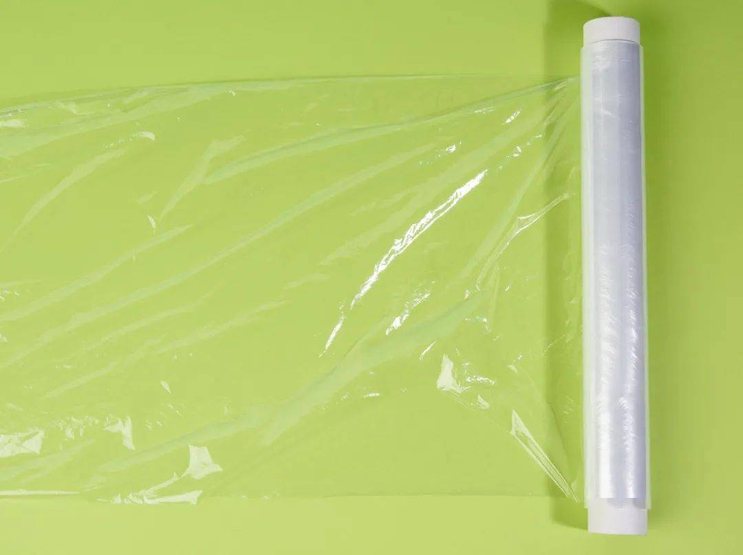 保鲜膜别再这样用了有毒有害还可能致癌挑选保鲜膜注意6点