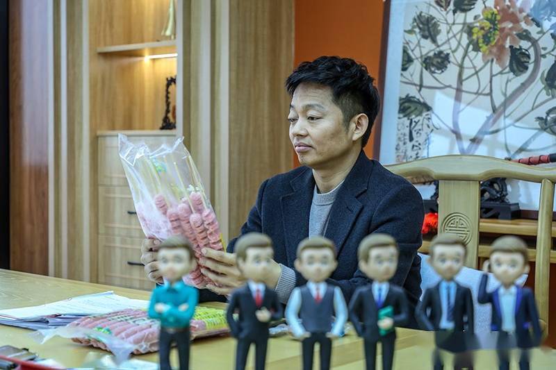 创业安徽之星冯辉从一天打三份工到一年销售额过亿