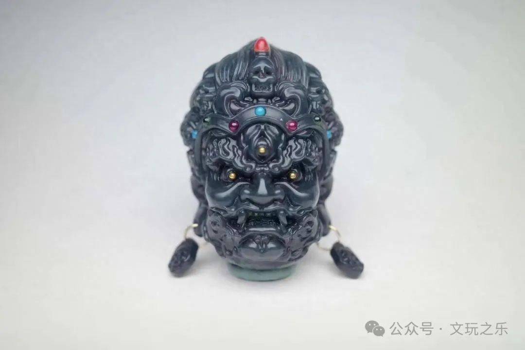 手工雕刻大黑天神华丽装饰邪恶外表下的慈悲心谁能看出来