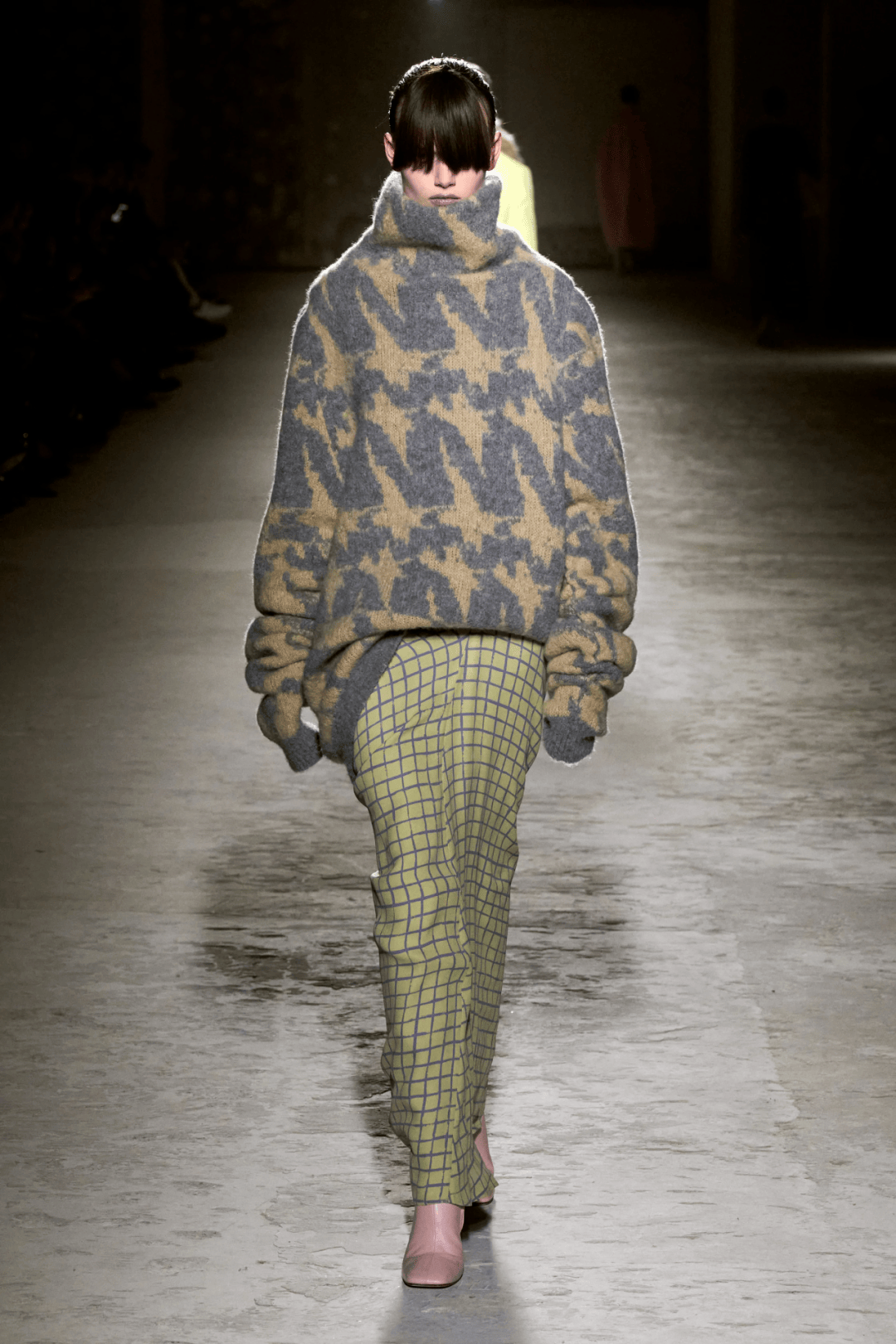 低调的大设计师driesvannoten要退休了dvn2024秋冬系列余温未过的念想