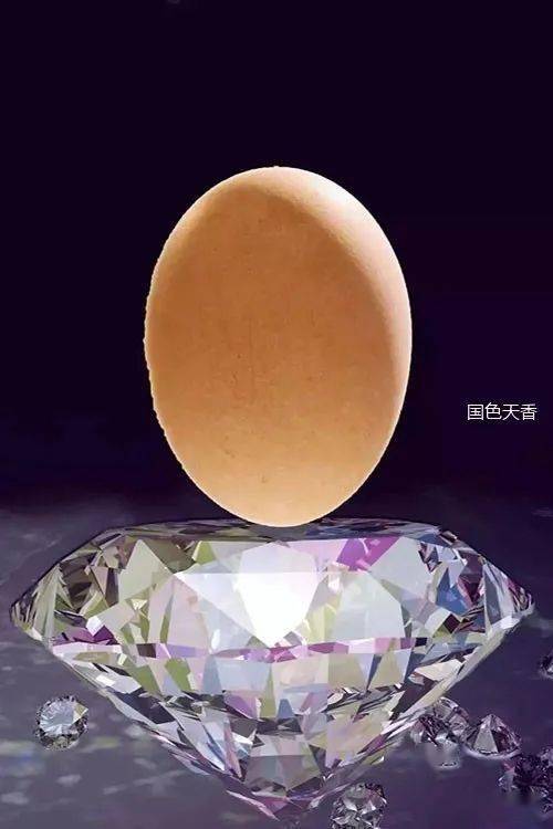 其次,春分正值春季的中间,不冷不热,花红草绿,人心舒畅,思维敏捷,动作