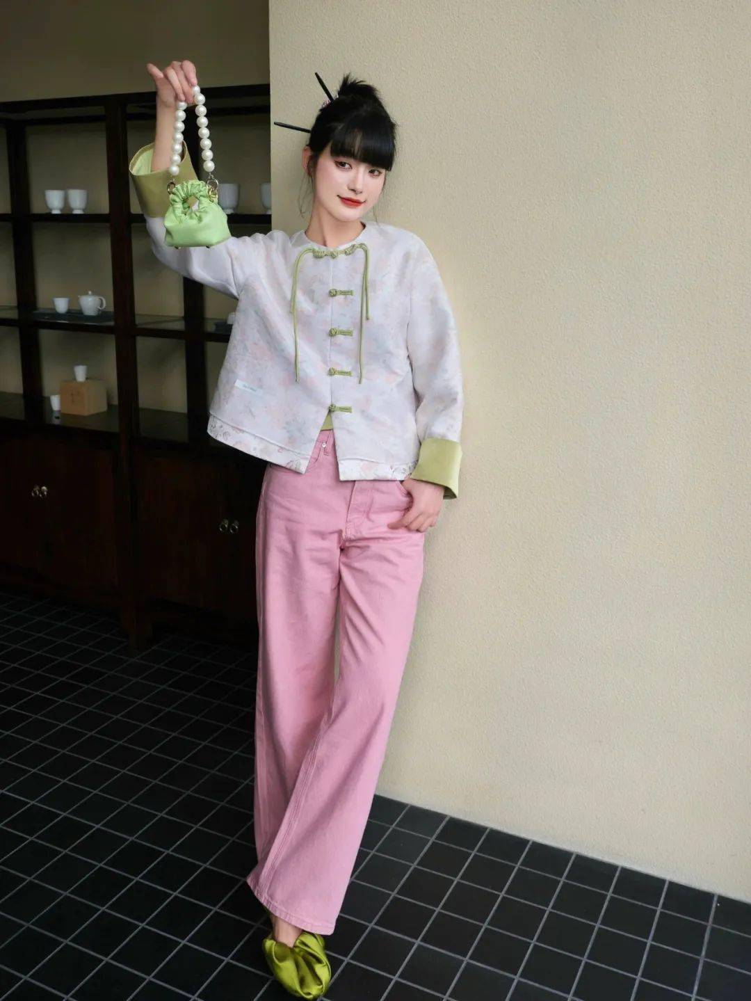 春天的物欲指甲油菜篮子针织衫漂亮睡衣