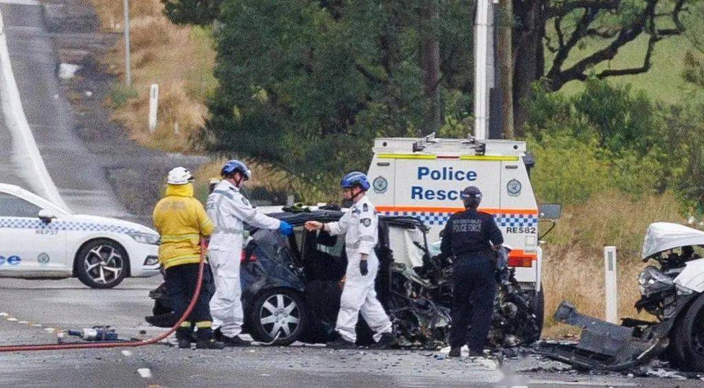 数据澳华人区公交车汽车惨烈相撞致命车祸频发墨尔本宝马车撞死6人澳