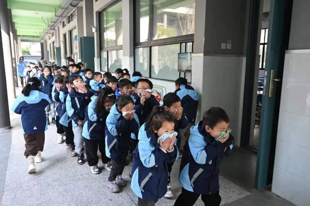 消防安全意识和自我防护能力,长泾实验小学以课外安全实践作业为契机