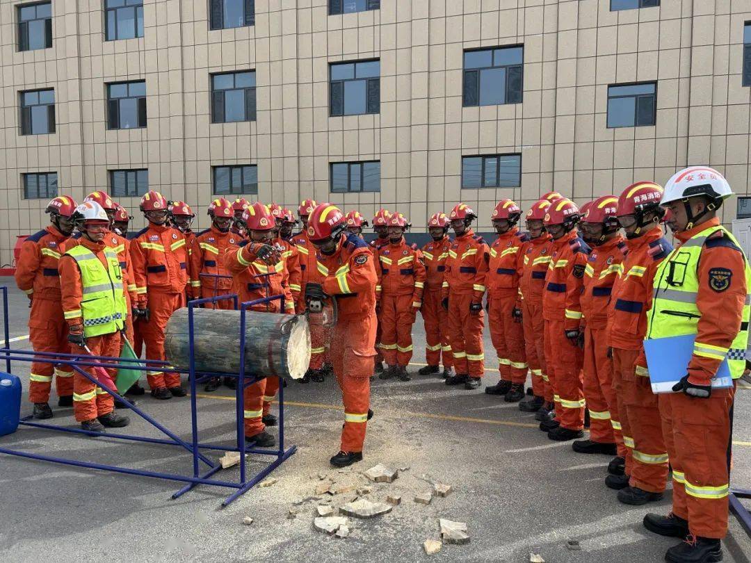 聚焦主业砺本色 提质强能锻初心 | 海北州消防救援支队2024年初级消防
