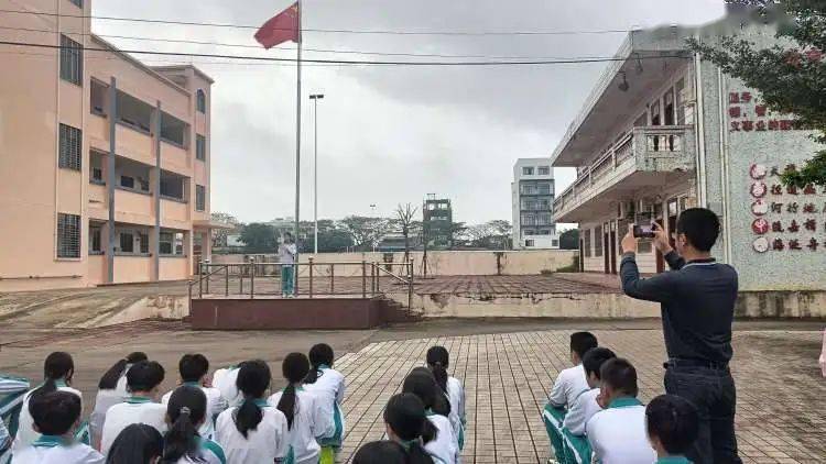 珍爱生命远离毒品琼海这所学校开展2024春季毒品预防教育主题活动