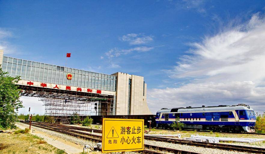 来百度app畅享高清图片扎门乌德的历史可以追溯到古代丝绸之路时期