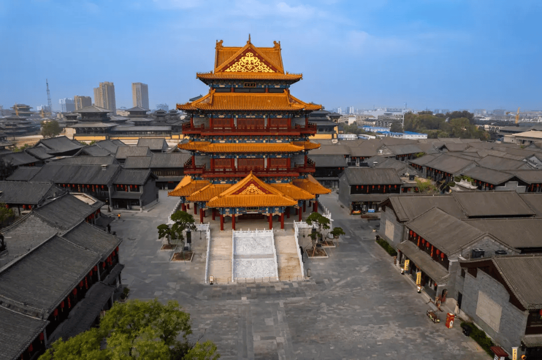 山东又一"假古城"火了,耗资39亿,却不收门票!游客:来了根本不想走