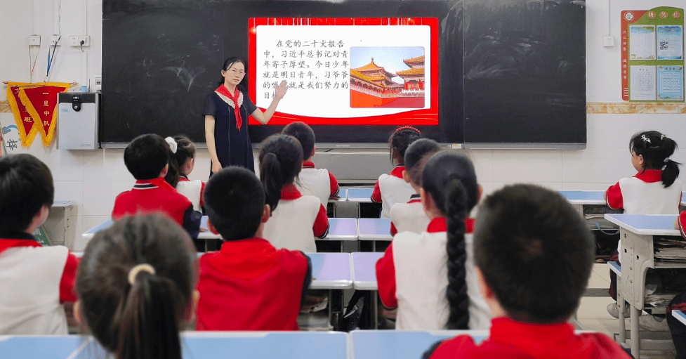 巾帼绽芳华致敬最美的她⑩庞敏王虹程燕