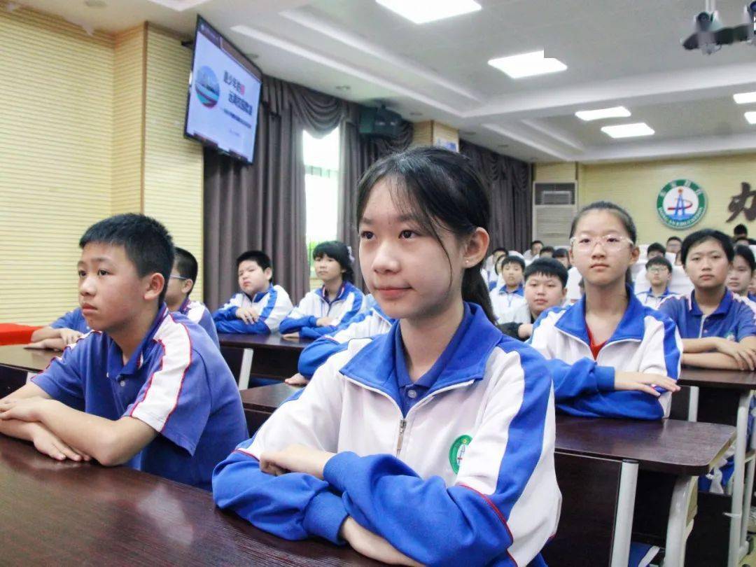 平安校园愿少年的你远离校园欺凌东安小学开展预防校园欺凌法治宣讲