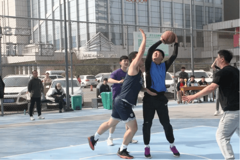 河北体育馆三人制篮球赛上午进行 河北师大b队夺得冠军_比赛_赛事