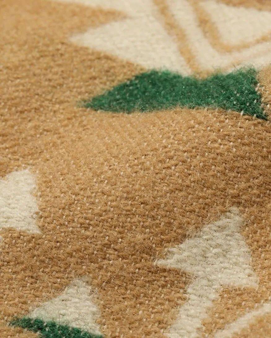 这些民族风服饰的源头是一张毛毯