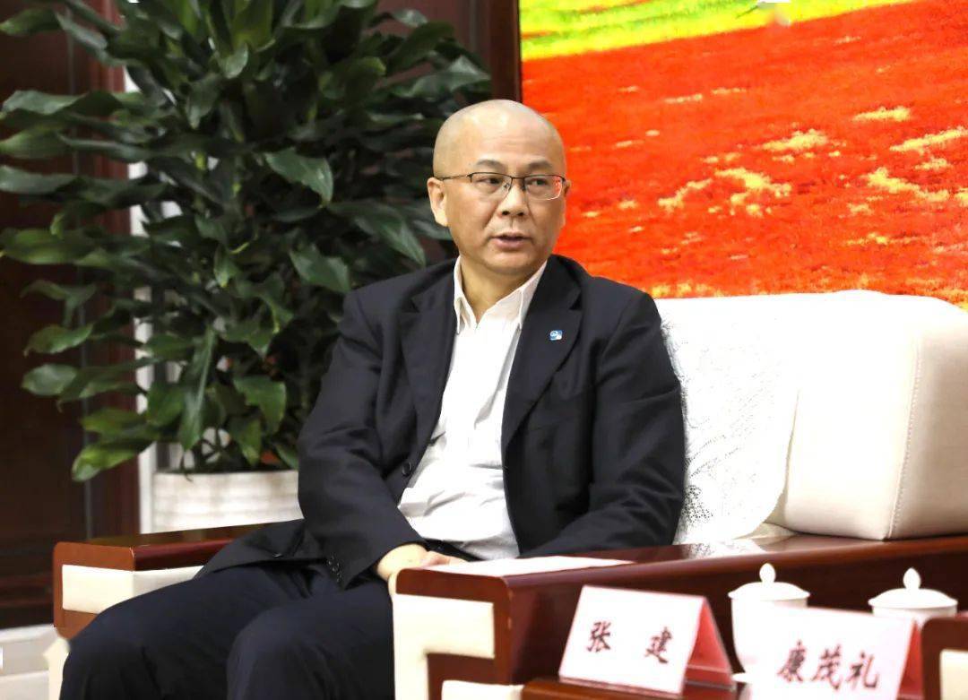 中国新兴集团有限责任公司张建一行到开发区拜访交流