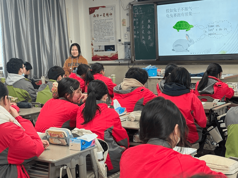 保山曙光中学校服图片